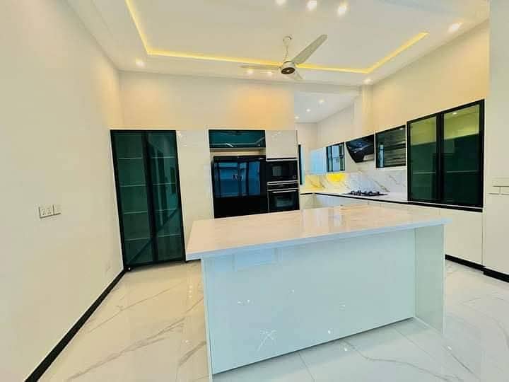 1 Kanal Luxury House For Sale In Dha Phase 5 8