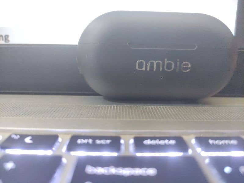 ambie wireless earbuds original, not too much used 2