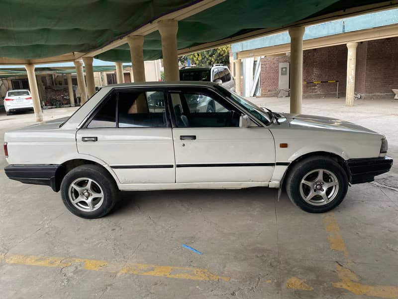 Nissan Sunny 1988 2