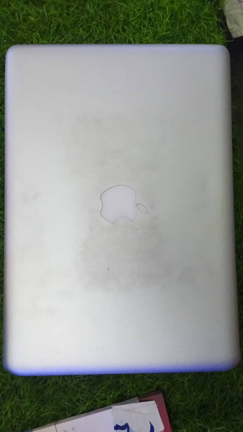 OS X El Capitan  Version 10.11. 6 (15022010)  MacBook Pro (13-inch, Ear 2