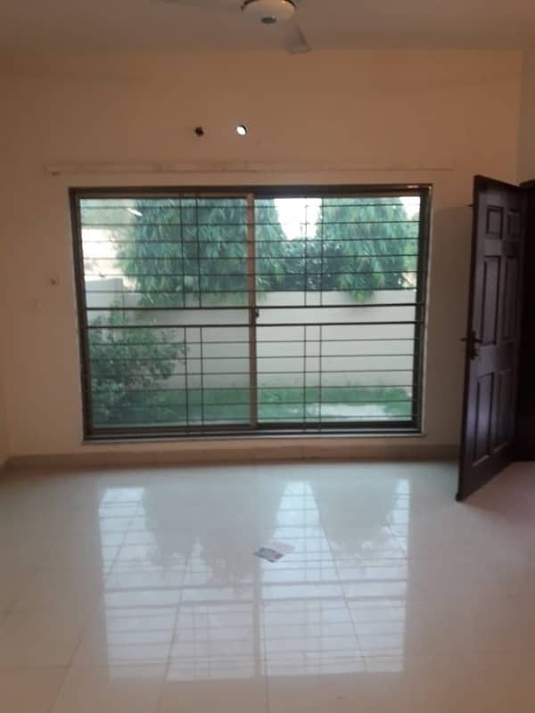 10 Marla 4 Bed House For Sale In Askari 10 Lahore 10