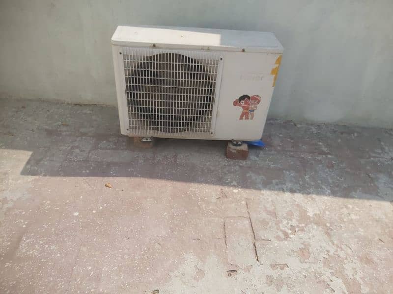 Hire ac simple split 1.5 ton 1