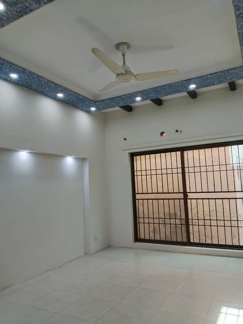 DREAM HOME OFFERS 05 Marla Full house Is Available For Rent In DHA Phase 3 Lahore At Super Hot Location. 14