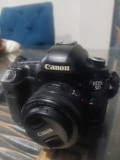 Canon 5D mark iii with 50 mm 1.8