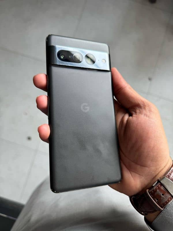 Google pixel 7 pro 12/128 pta proved 4