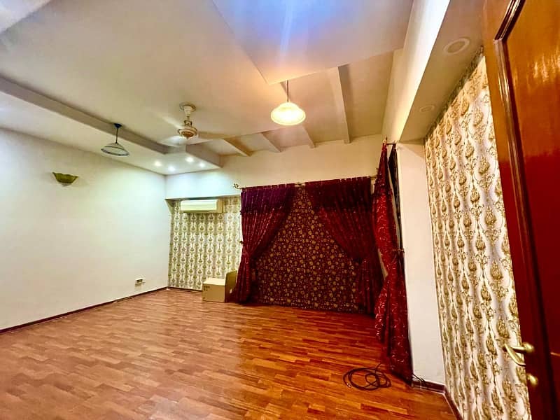 2 Kanal House For Rent In Dha Phase 2 U Block Near Park And Market Kfc 6 Bedroom 2