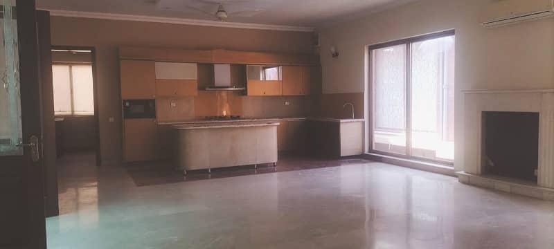 2 Kanal House For Rent In Dha Phase 2 U Block Near Park And Market Kfc 6 Bedroom 14