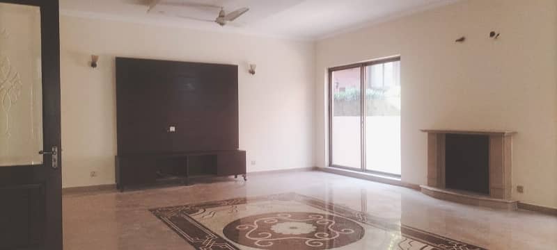 2 Kanal House For Rent In Dha Phase 2 U Block Near Park And Market Kfc 6 Bedroom 15