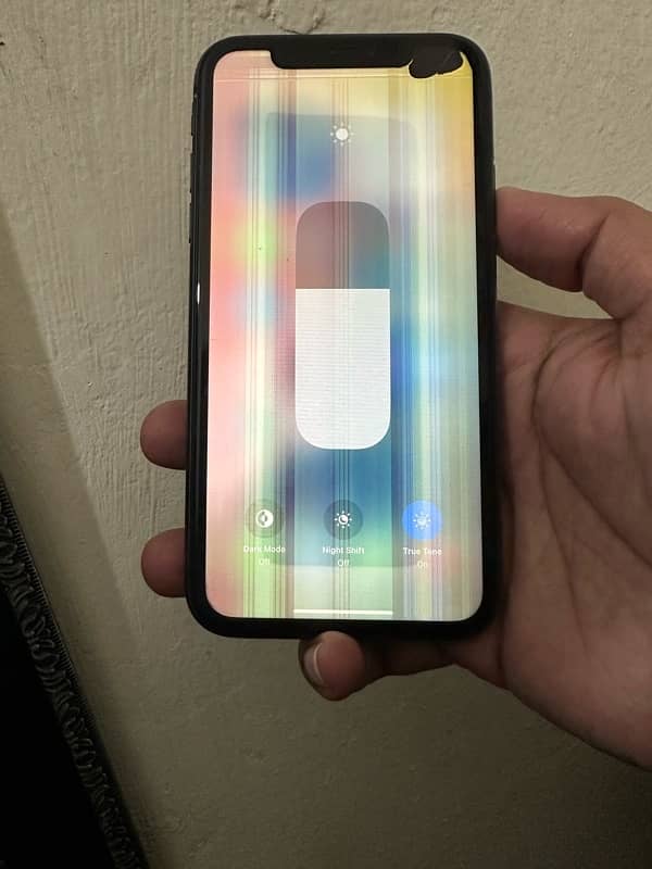 Iphone 11 64gb non pta factory unlocked read ad 4