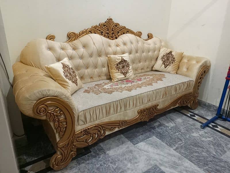 king size sofa with table 2