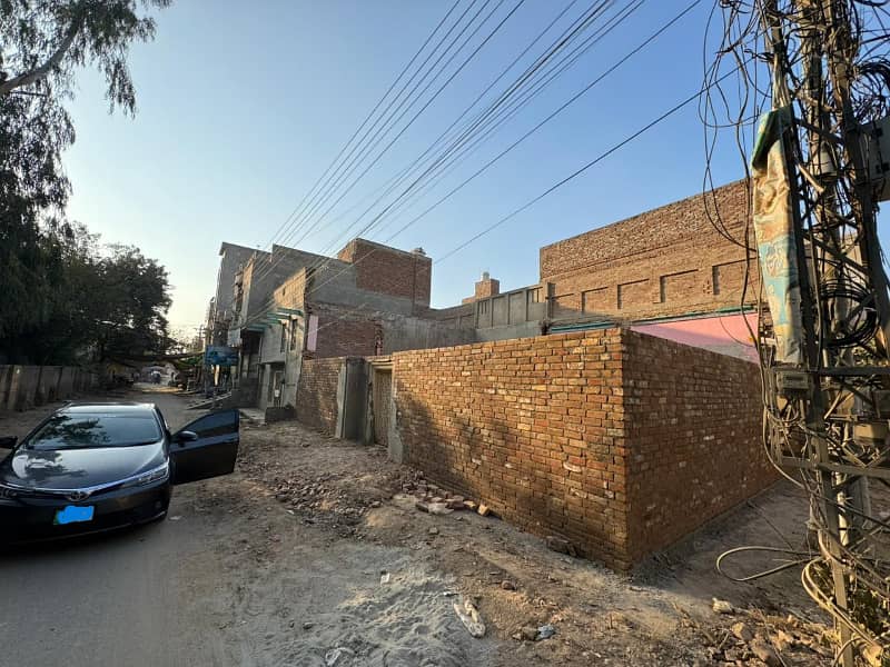 5 Marla Plot Available On Investor Rate Gol Chakar Sahiwal 1