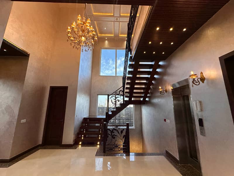 1 Kanal Classical Design House With Full Basement Available For Sale in DHA Phase 7 7