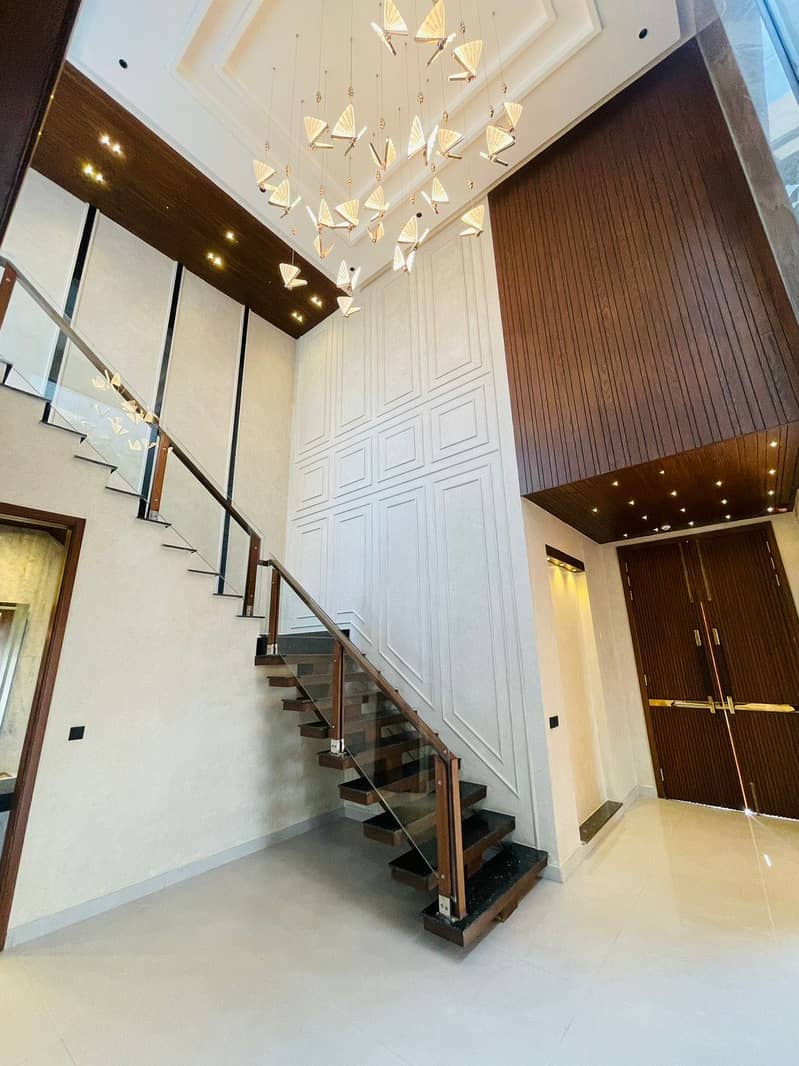 One Kanal Modern House For Sale 6