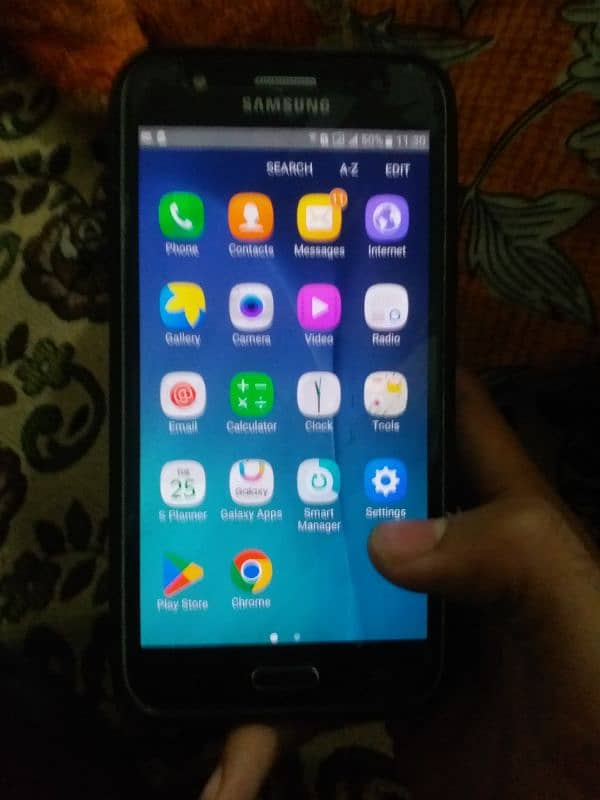 good and fast running galaxy j5 what'sapp 03175218868 1