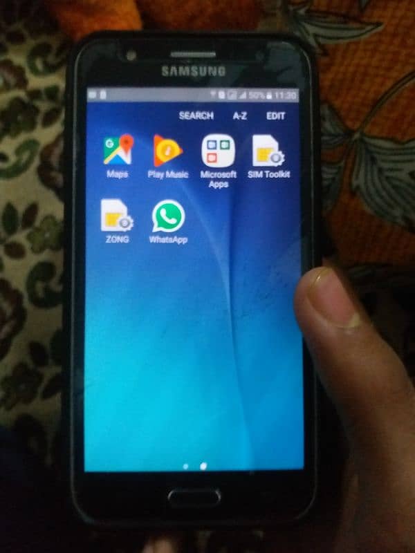 good and fast running galaxy j5 what'sapp 03175218868 2