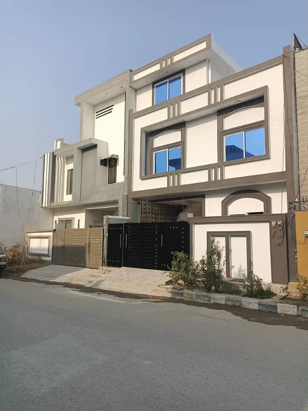 60 Ft Road House For Sale A Block Major Road 1 1