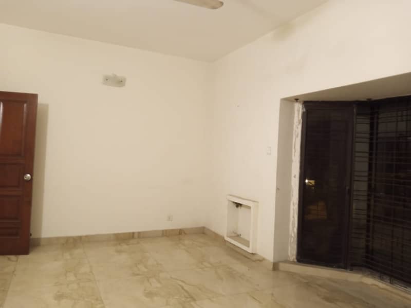 1 Kanal Fully Furnished Upper Portion Is Available For Rent In Dha Phase 4 Near Gold Crest Mall 4