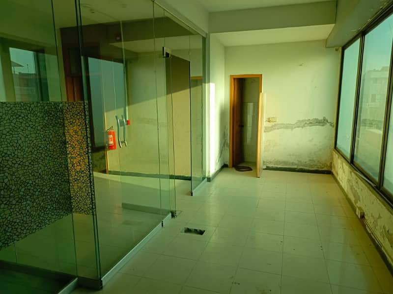 4 Marla 1st Floor Office For Rent In DHA Phase 1,Block K, Lahore. 1