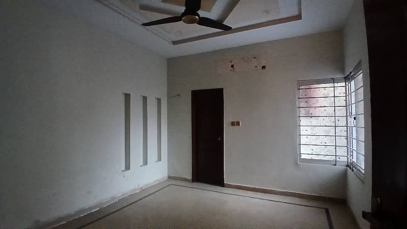 5 Marla Ground Portion Wapda Town Ph-1 Multan For Rent 1