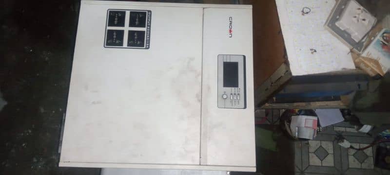 Crown 5 KW hybrid inverter,48 Volt's all genuine no repair 0