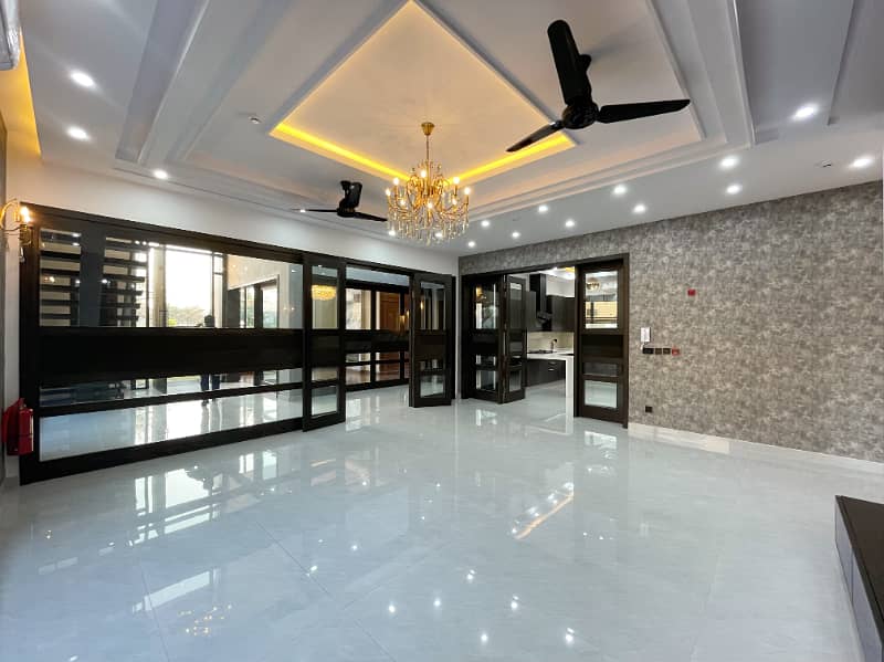 BEAUTIFUL BRAND NEW HOUSE FOR SALE IN DHA LAHORE 3