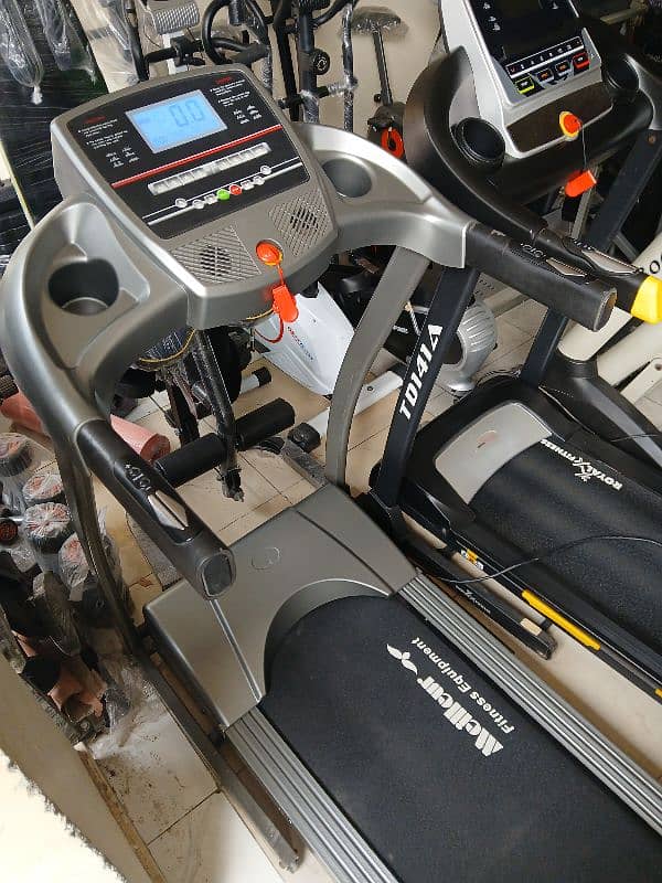 treadmils. (0309 5885468). ellapticals. gym cycles. home gym. dumbles 8