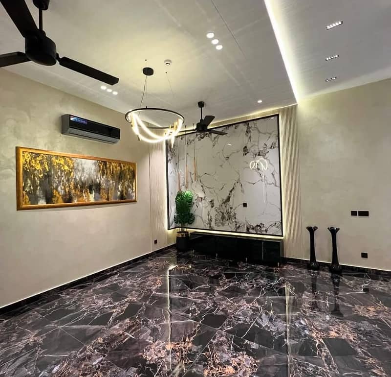 5 MARLA BVRAND NEW LAVISH BVUNGALOW FOR SALE IN DHA PHASE 9 2