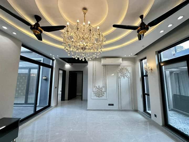 10 Marla Ultra Modern Super Luxurious Bungalow For Sale In DHA Defence 18