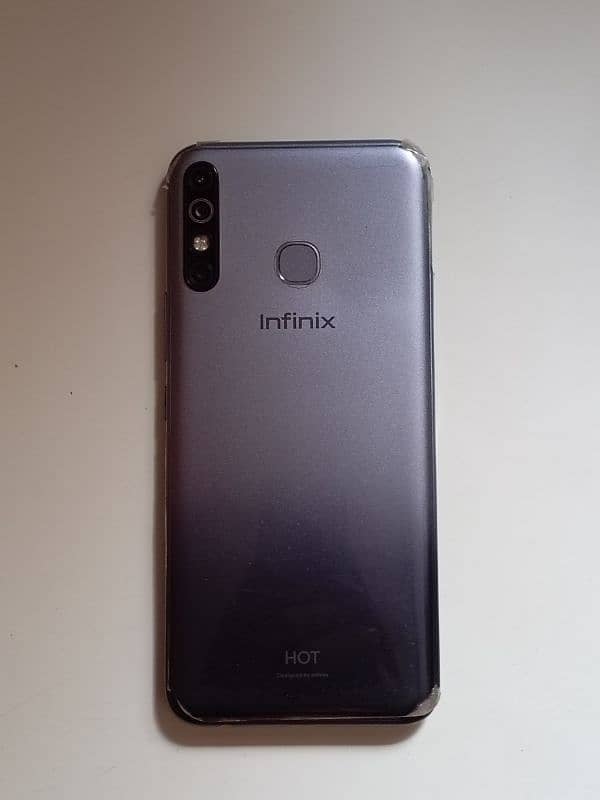 Infinix hot 8 4+64 4