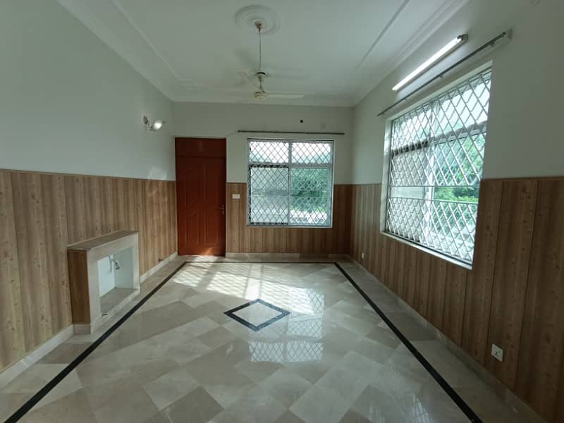 4 BEDROOMS UPPER PORTION IS AVAILABLE FOR RENT IN I-8 ISLAMABAD. 4