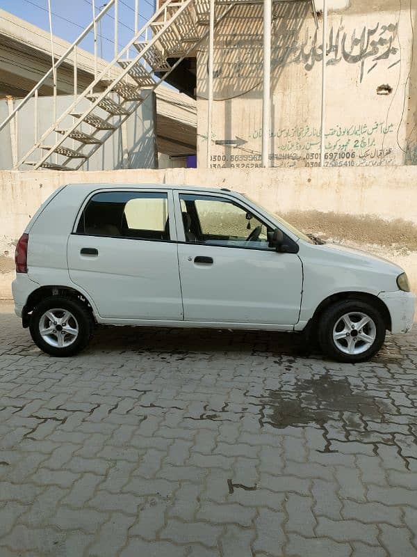 Suzuki Alto 2011 1