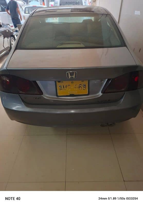 Honda Civic Prosmetic 2006 4