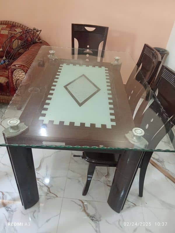 Dining table for sale (urgent) 2