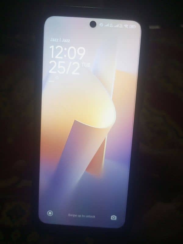 Redmi 12 in good condition 8/128 Sirf mobile hai Sath Kuch nahi 0