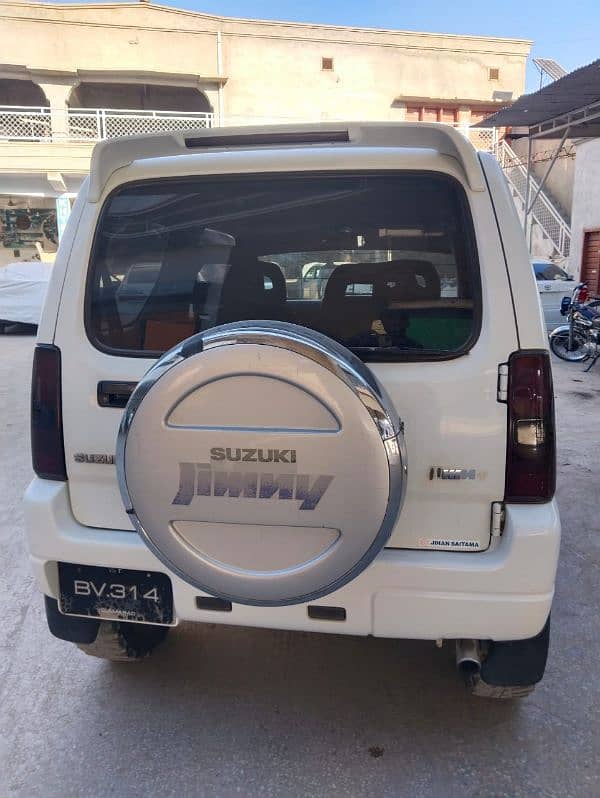 Suzuki Jimny 99/2014 genuine conditions 15