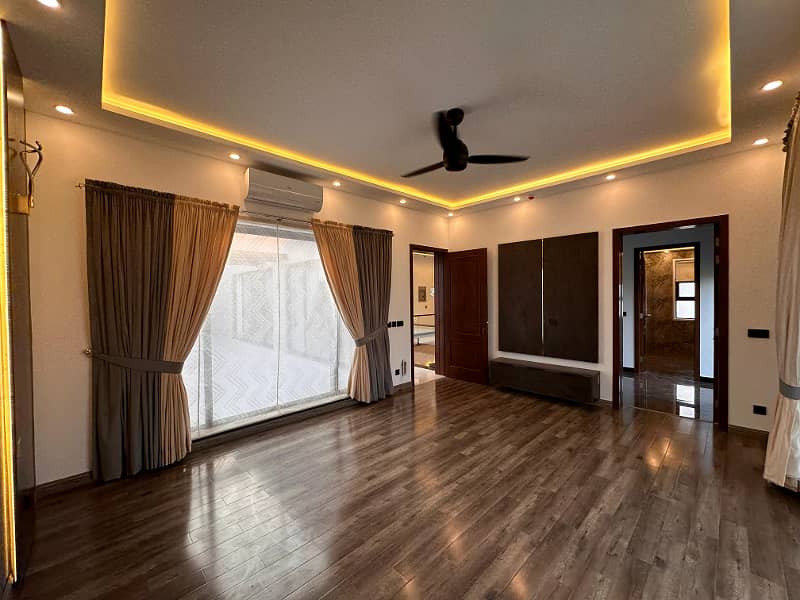 One Kanal Beautiful Modern Bungalow Available For Sale In DHA Phase 7 Lahore. 17