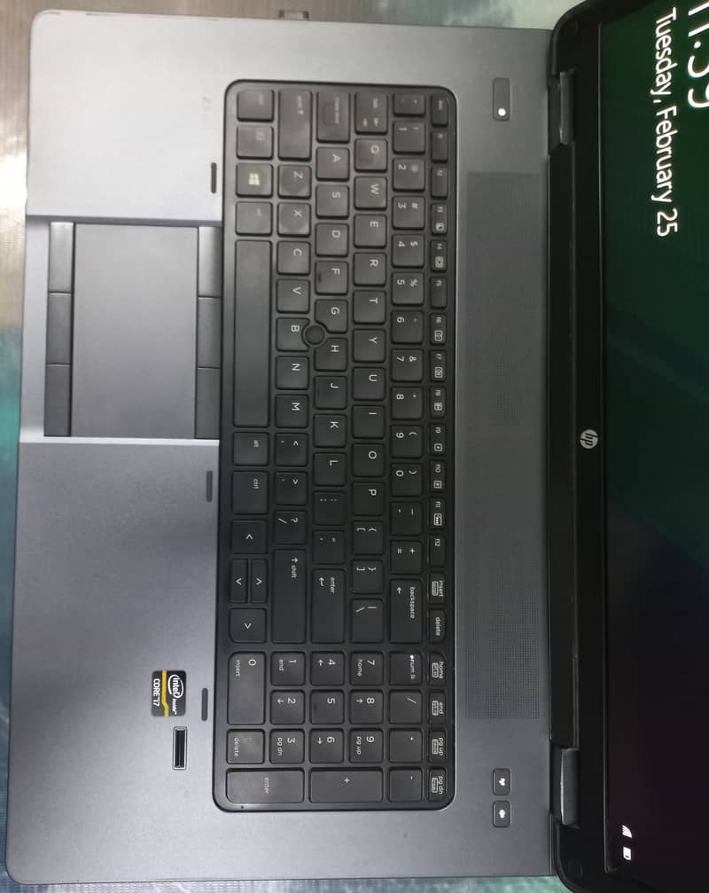 HP ZBook 17 G2 (i7 4th Gen - Poartable Workstaion) 4