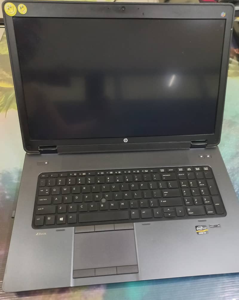 HP ZBook 17 G2 (i7 4th Gen - Poartable Workstaion) 5