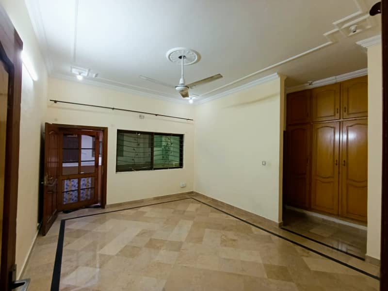 UPPER PORTION IS AVAILABLE FOR RENT IN I-8 ISLAMABAD. 6