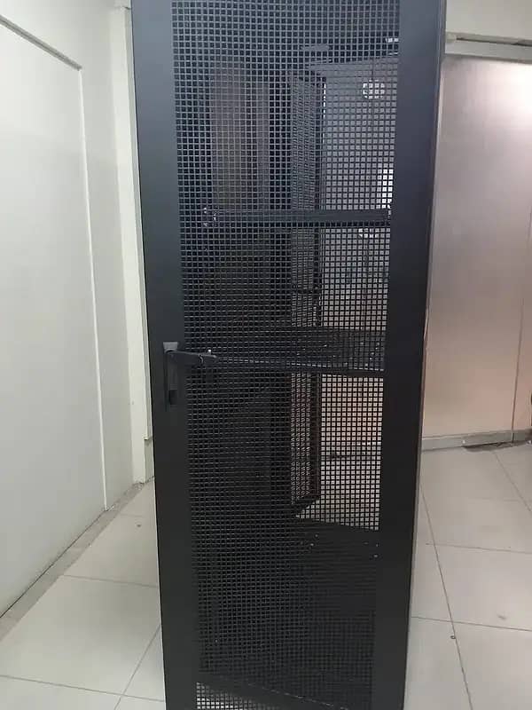 Server Racks | Switches Racks | Maverik Brand 0