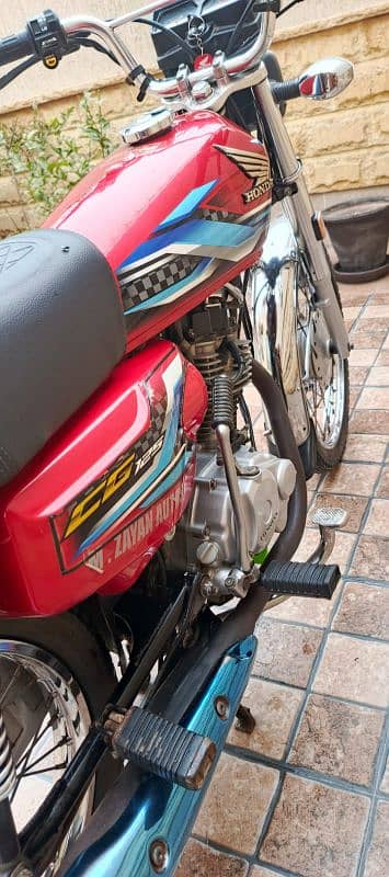 Honda CG 125 2024 4