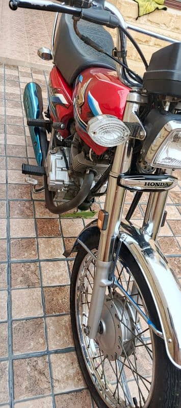 Honda CG 125 2024 8