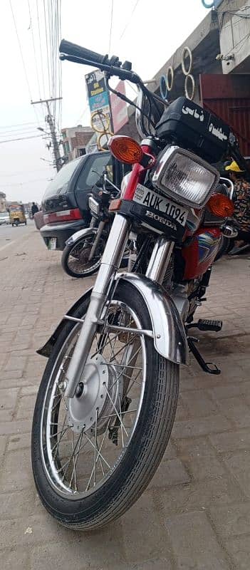 Honda CG 125 orignal condition 2