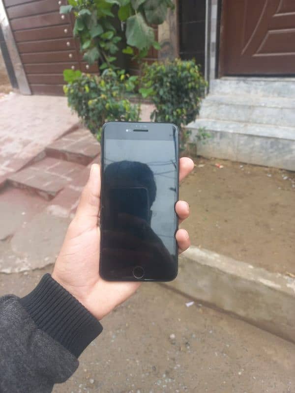 IPhone 7 Plus 256Gb factory unlock 2