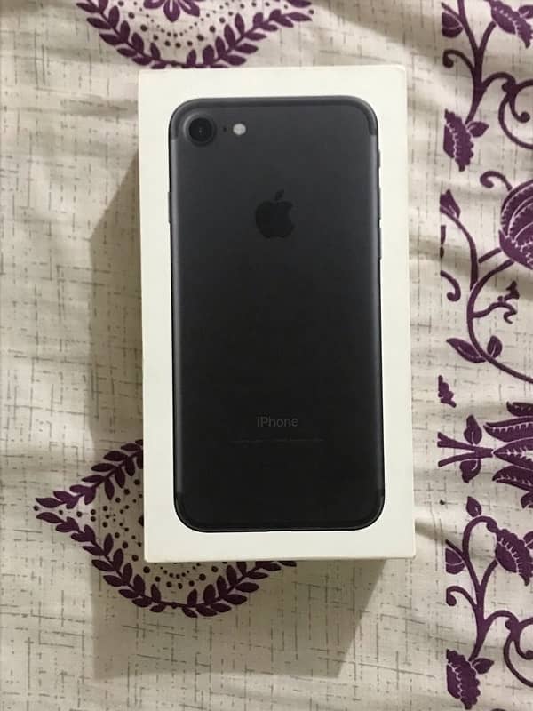 IPHONE 7 PTA APPROVED FULL BOX 8