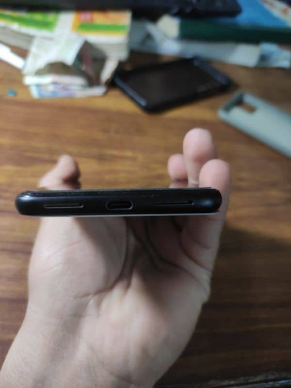 pixel 4 xl  pta approved  for parts board available pannel break hai 4