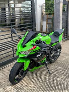 Kawasaki zx4rr like brand new