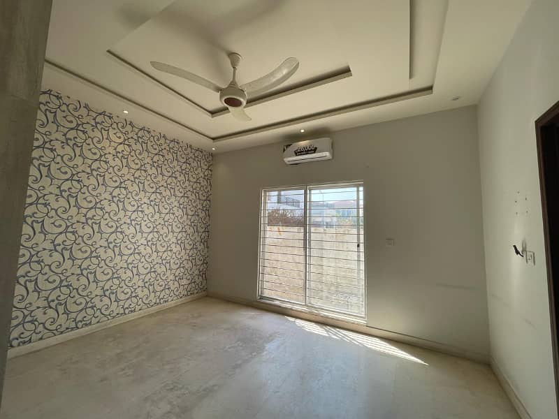 01 Kanal Slightly Used Modern Design Bungalow Double Unit For Rent DHA Phase 2 Lahore 3