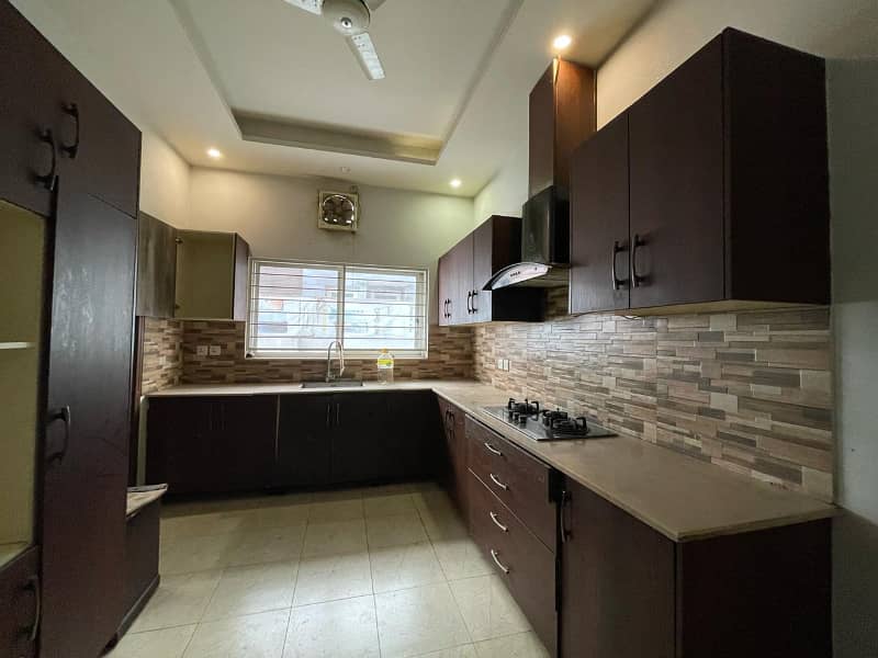 01 Kanal Slightly Used Modern Design Bungalow Double Unit For Rent DHA Phase 2 Lahore 4