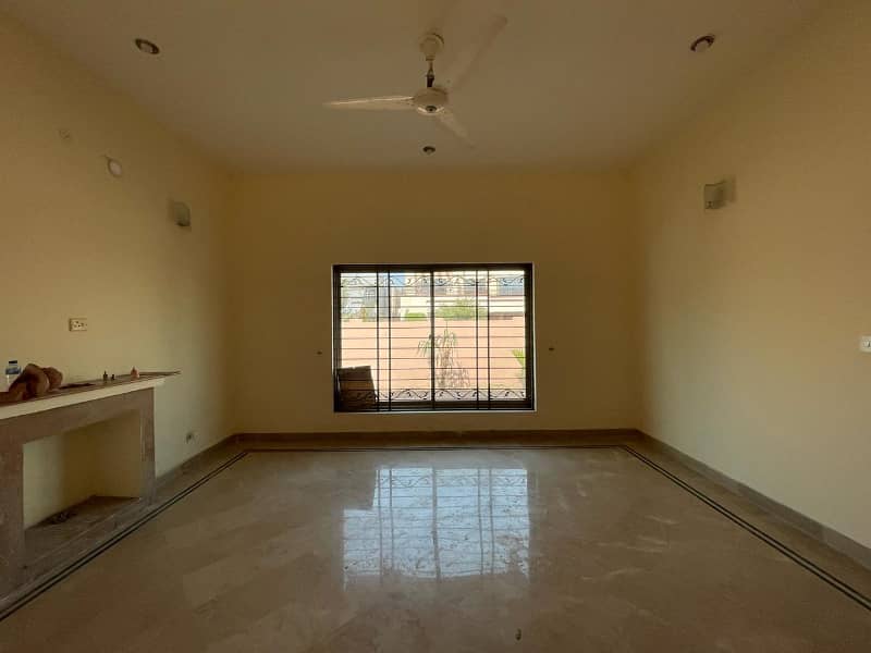 01 Kanal Slightly Used Modern Design Bungalow Double Unit For Rent DHA Phase 2 Lahore 10